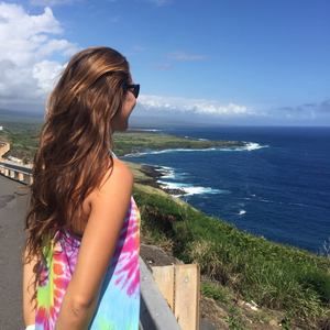 Meet your Posher, Melanie